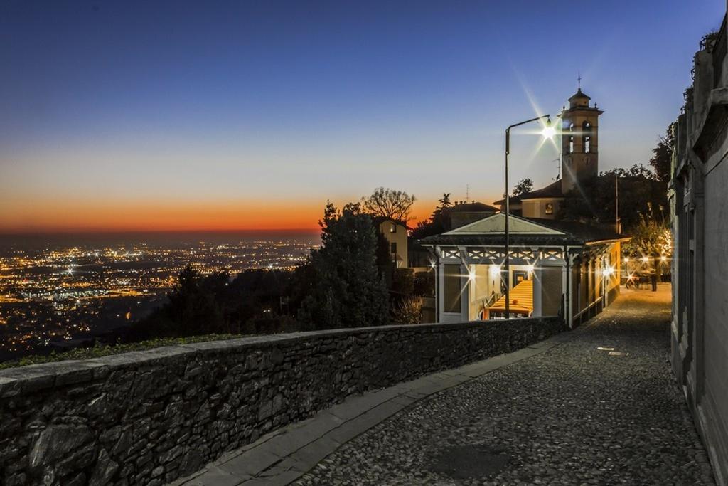 Porta Dipinta House Bergamo Alta Apartment Room photo