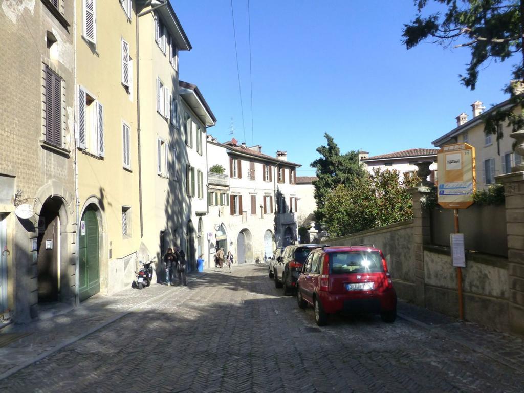 Porta Dipinta House Bergamo Alta Apartment Room photo